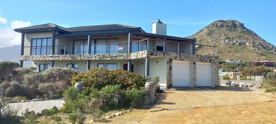 4 Bedroom Property for Sale in Pringle Bay Western Cape